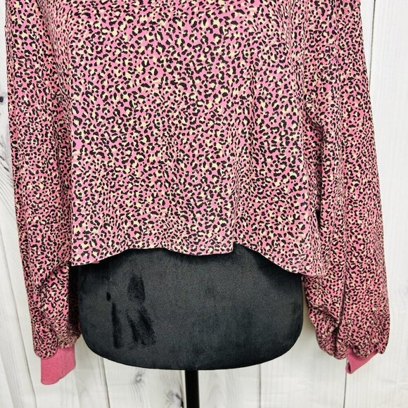 LE LIS Pink Animal Print Cropped Balloon Sleeve Pullover Sz L - Picture 3 of 9